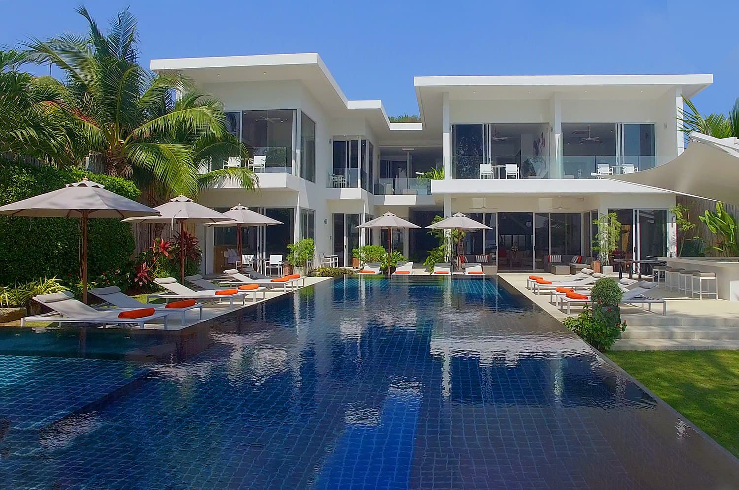 The 14 metre infinity pool in front of the villa